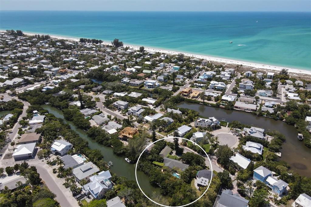 ISLAND CEDARS - Residential