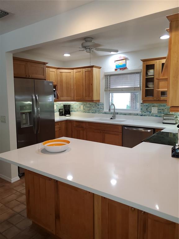 ISLAND CEDARS - Residential