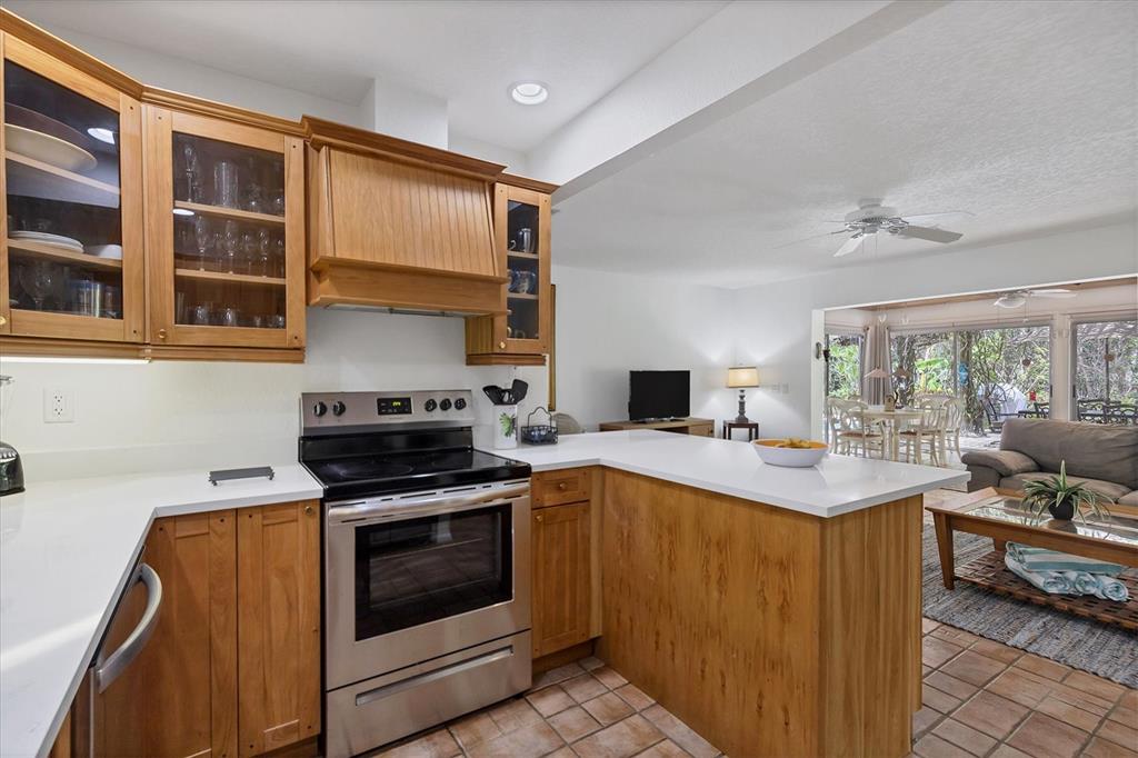 ISLAND CEDARS - Residential