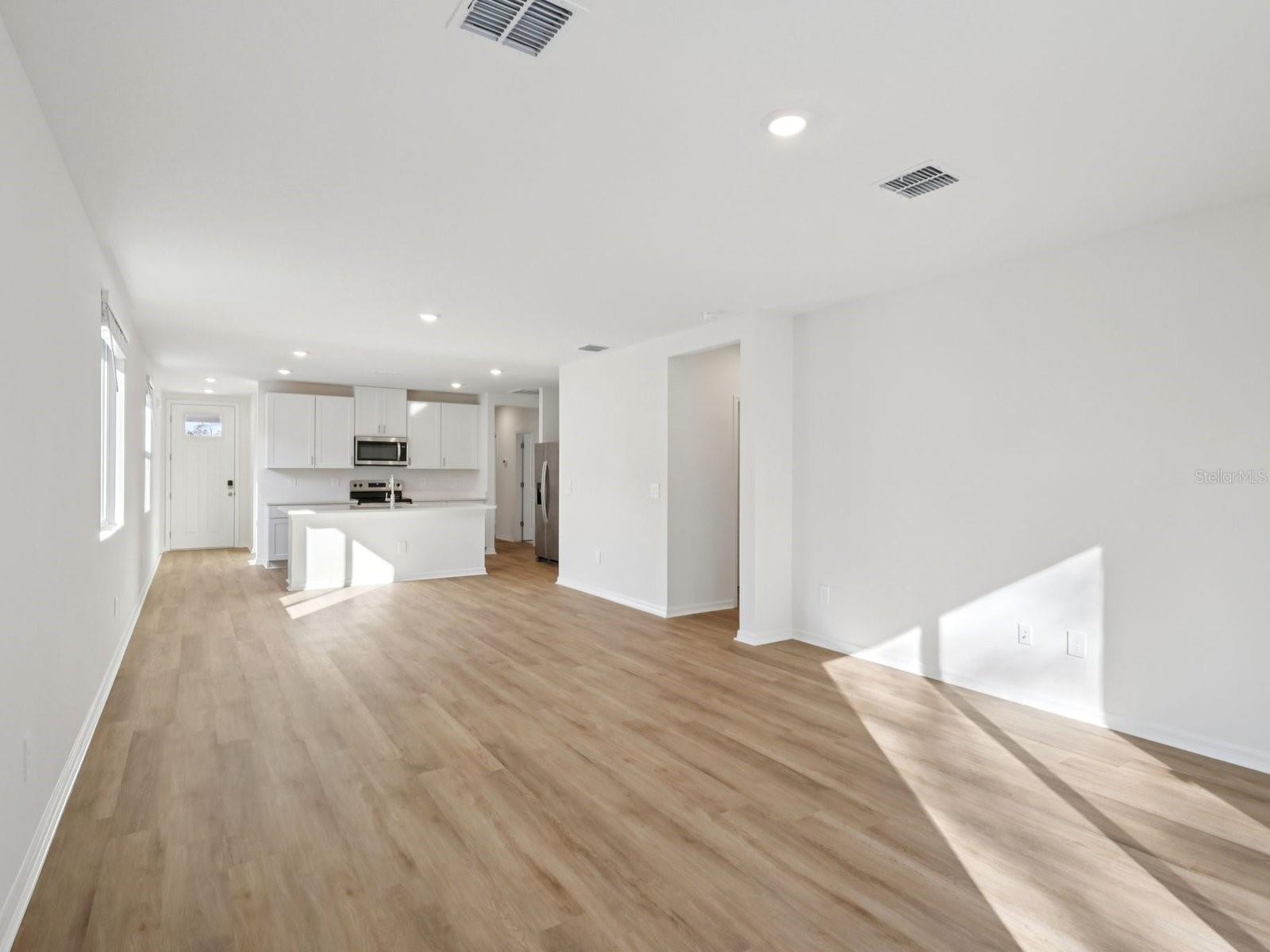 BENTON HILLS - Residential