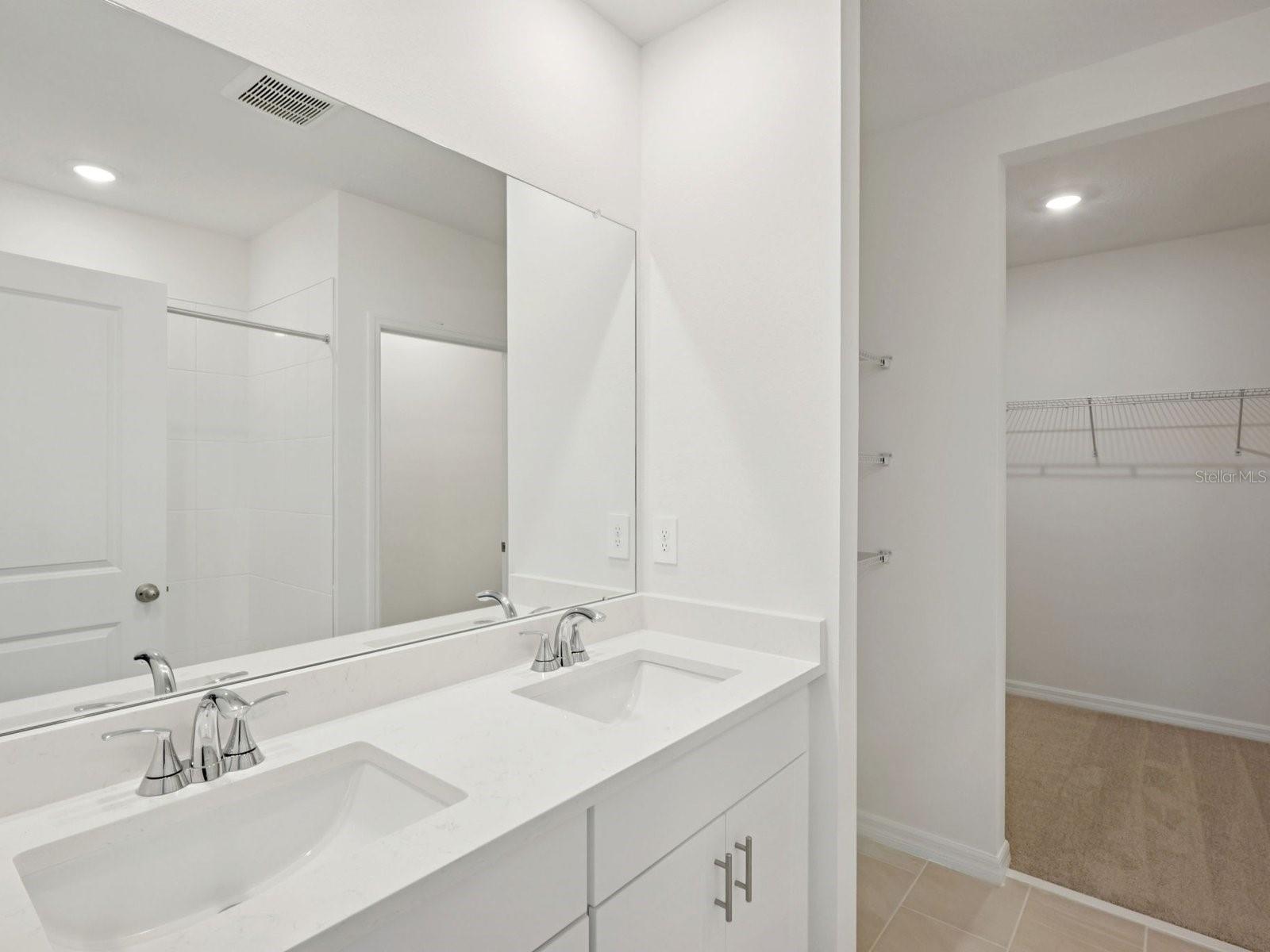 BENTON HILLS - Residential