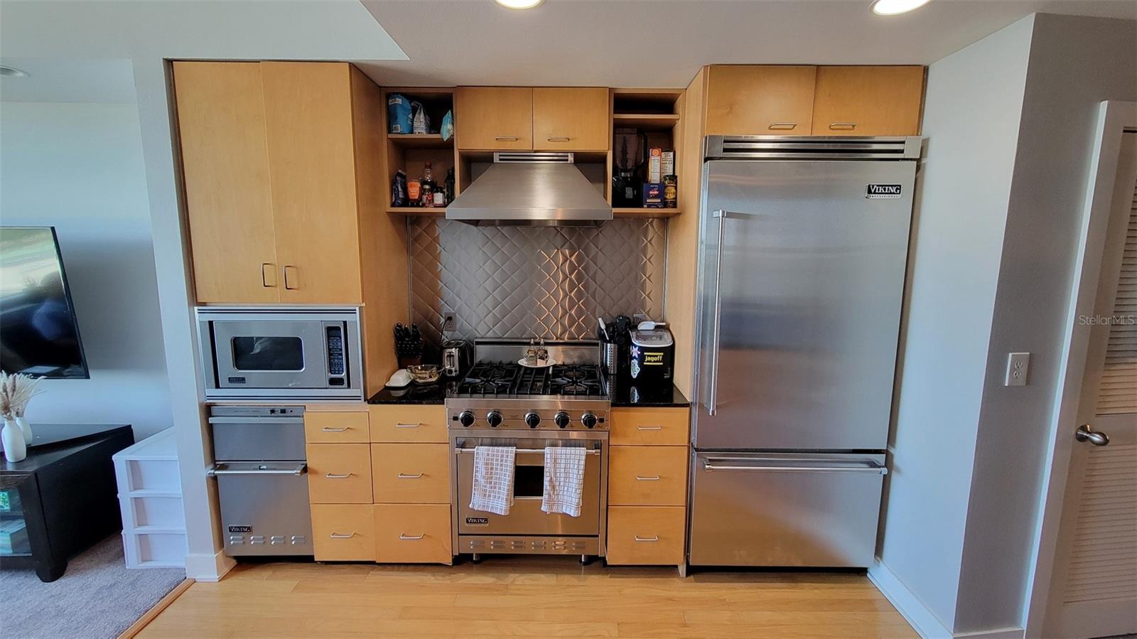 GRAND CENTRAL AT KENNEDY RESID - Residential