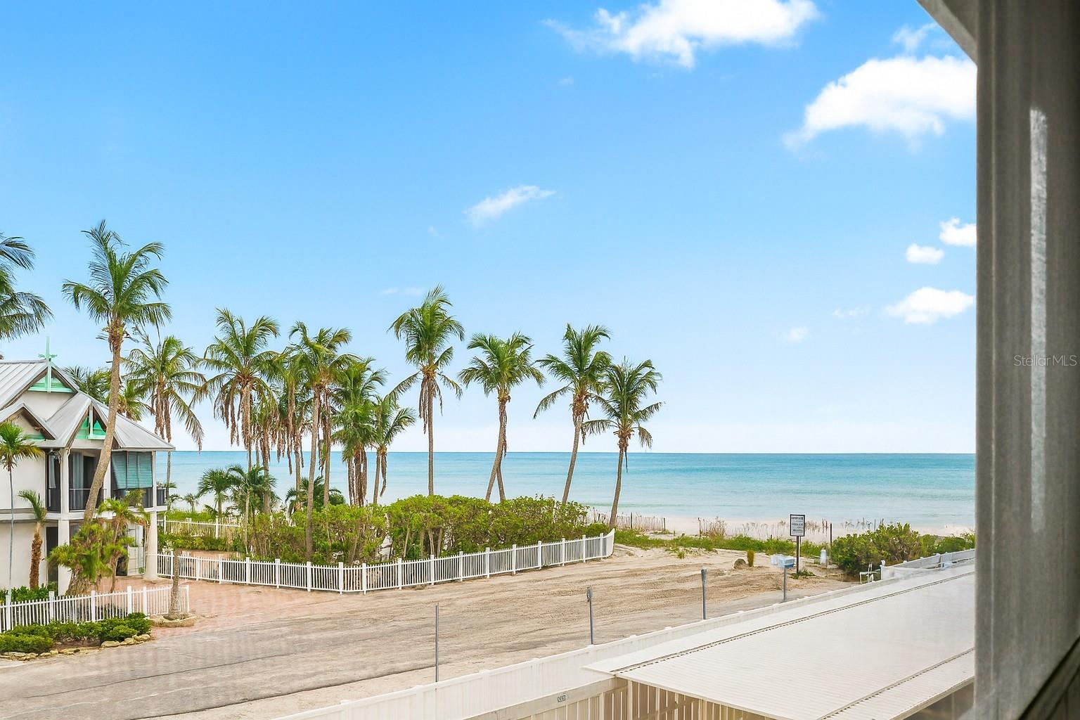 MARTINIQUE APTS SOUTH - Residential