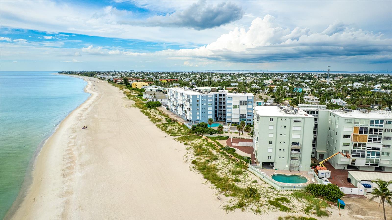 MARTINIQUE APTS SOUTH - Residential