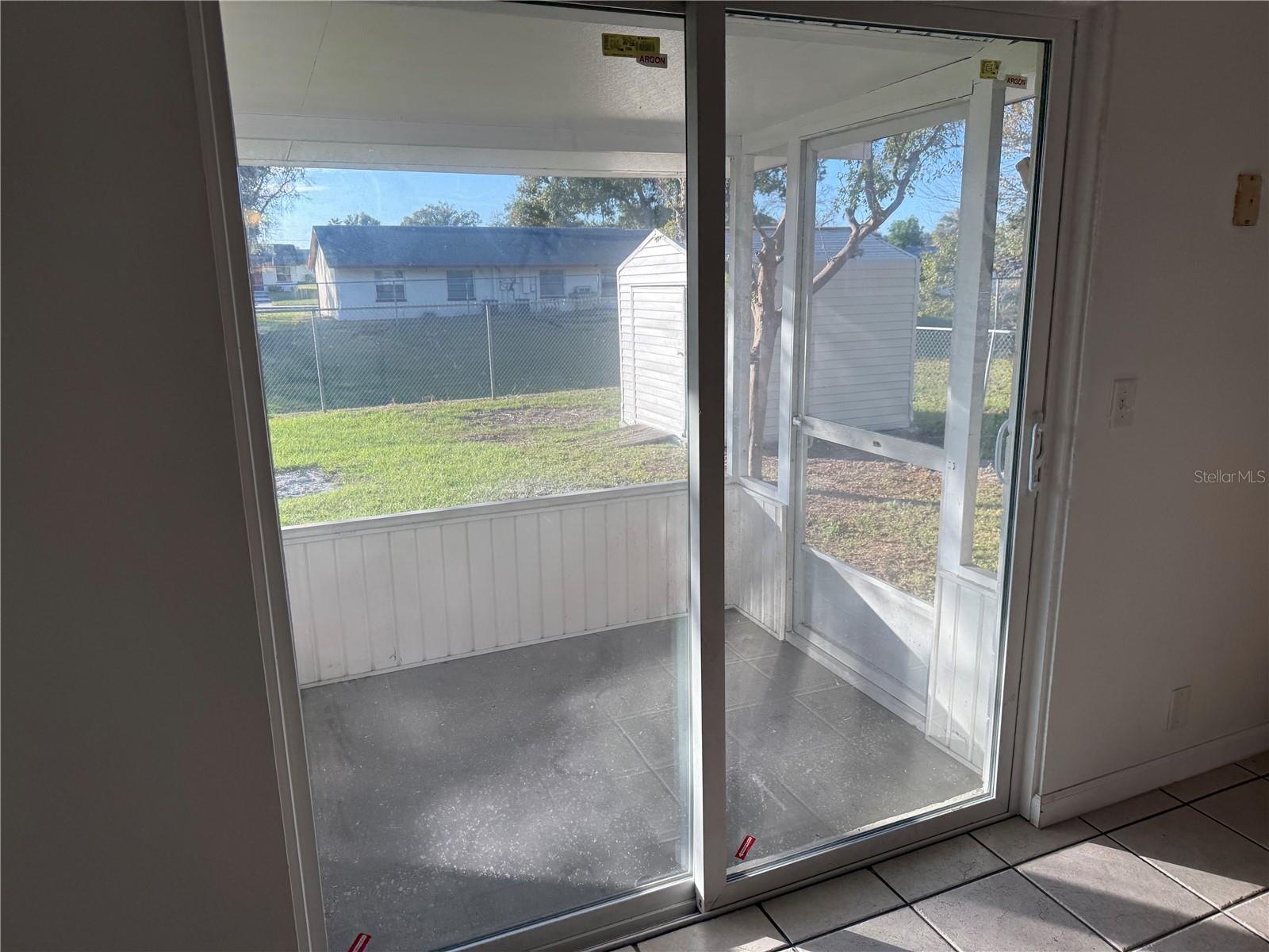 ZEPHYR BREEZE SUB - Residential Lease