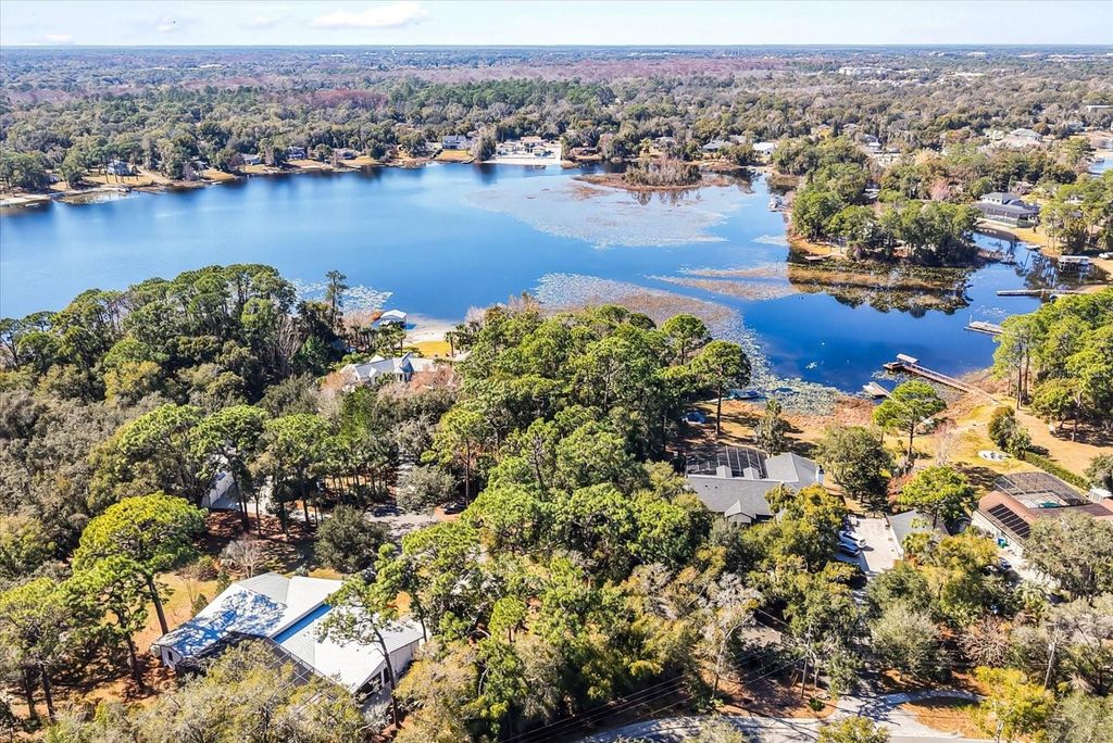 Photo of 327 Turtle Trail, Lake Mary, FL 32746 (MLS # O6382647)