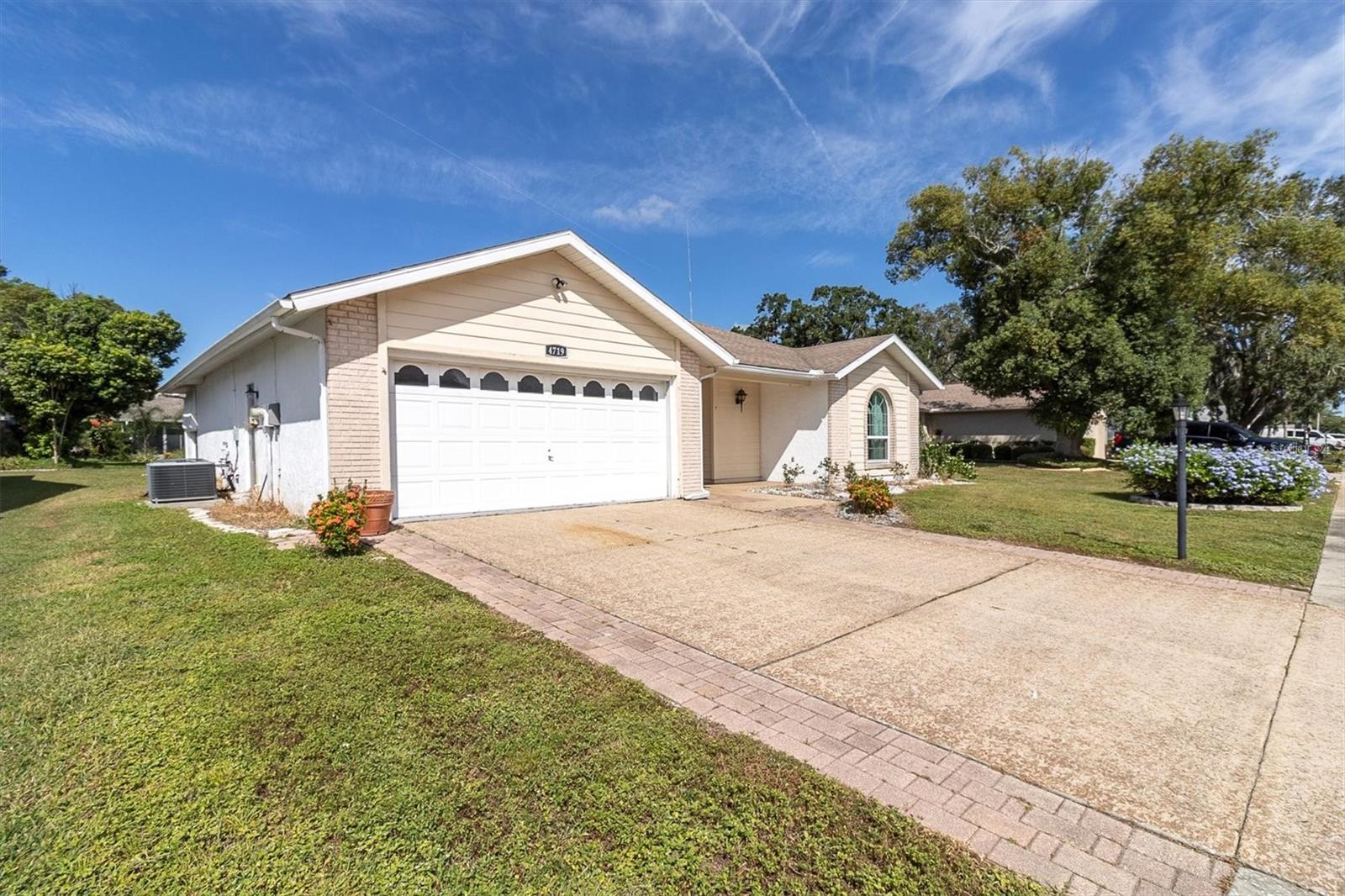 4719 CAVENDISH DRIVE