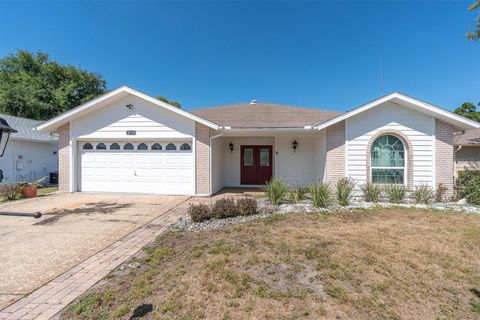 Photo of 4719 Cavendish Drive, New Port Richey, FL 34655 (MLS # W7879051)