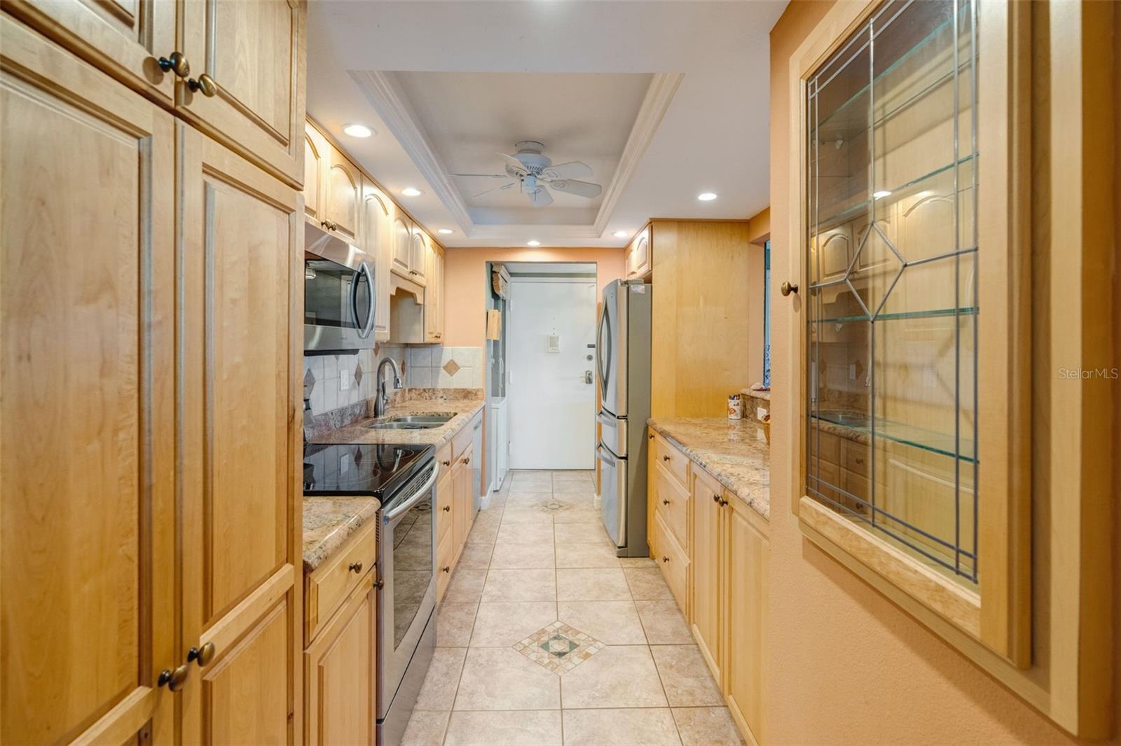 HARBOR TOWERS Y & R - Residential