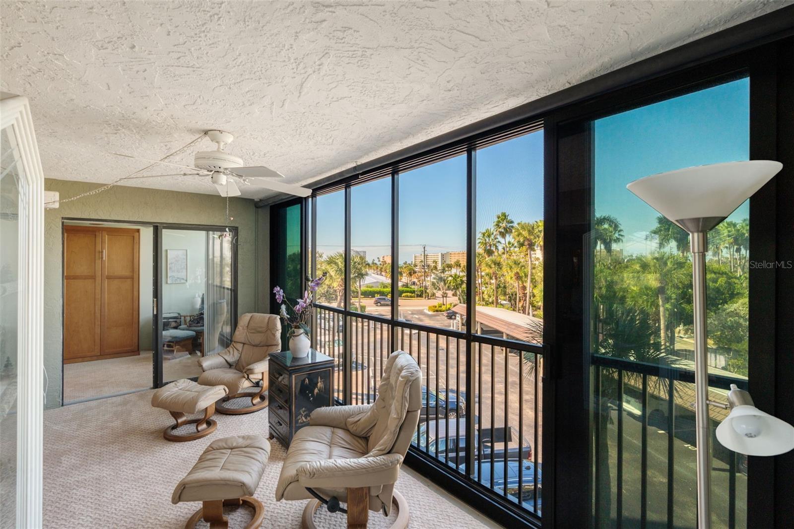 HARBOR TOWERS Y & R - Residential