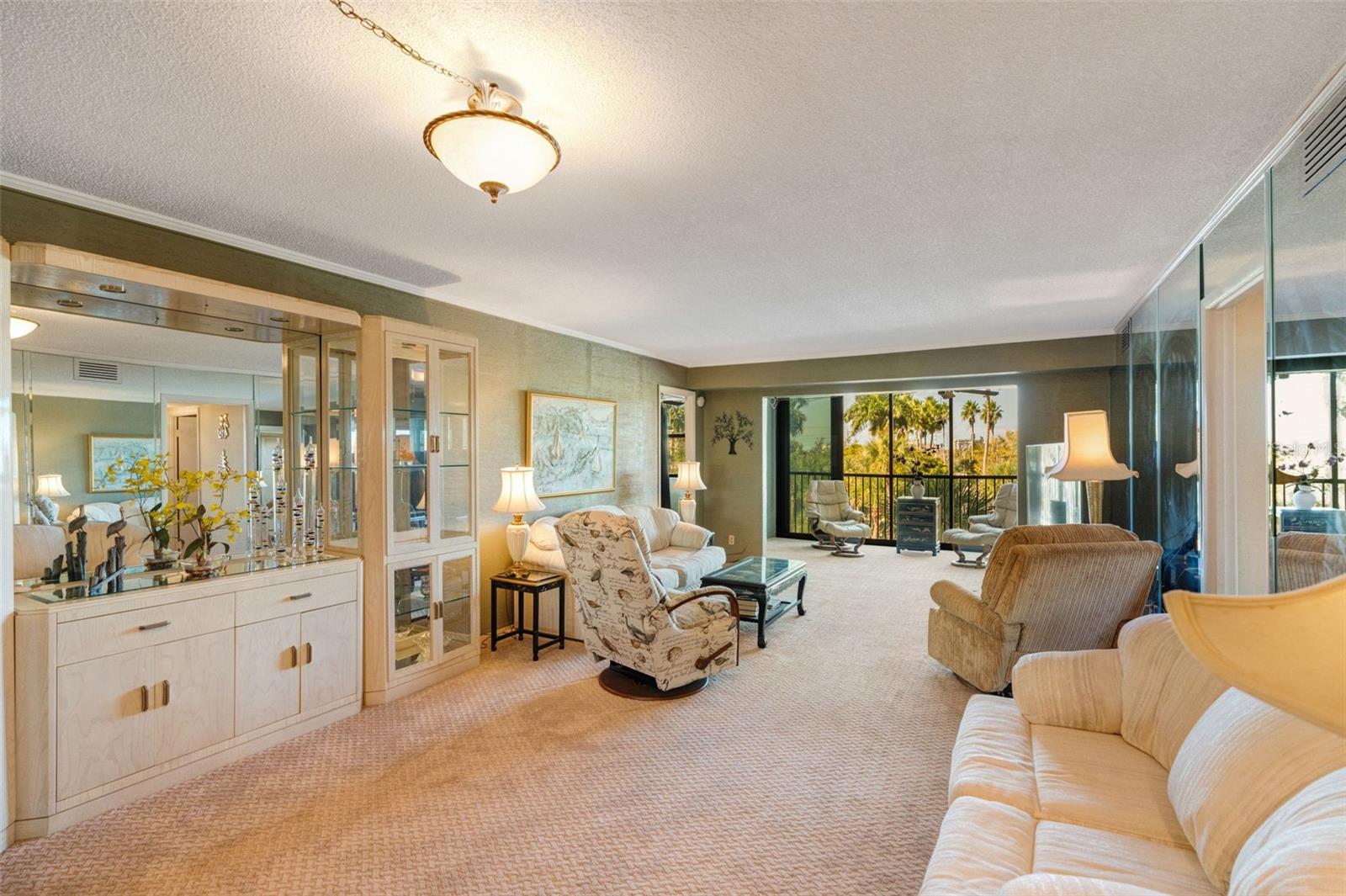 HARBOR TOWERS Y & R - Residential