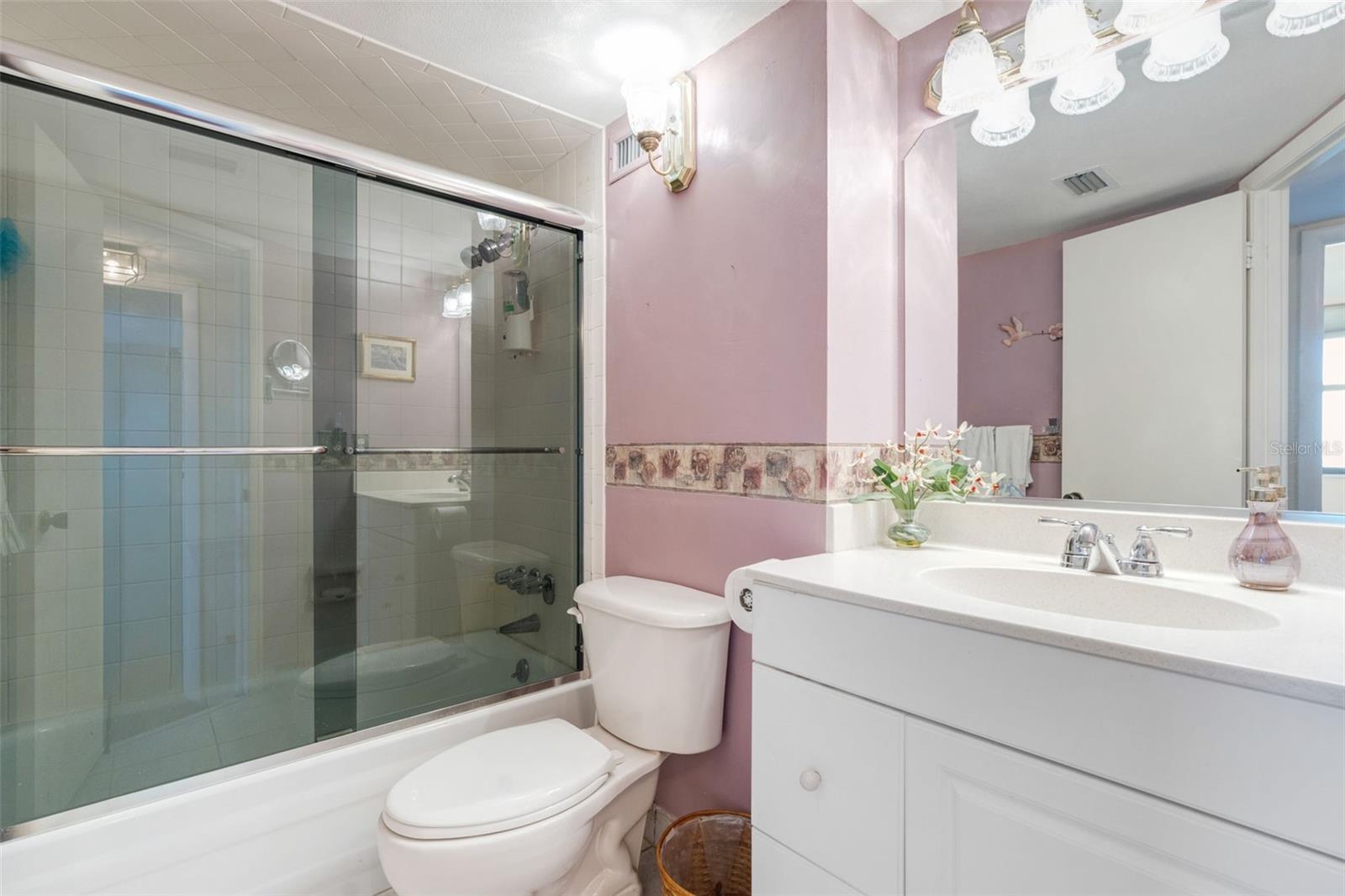 HARBOR TOWERS Y & R - Residential