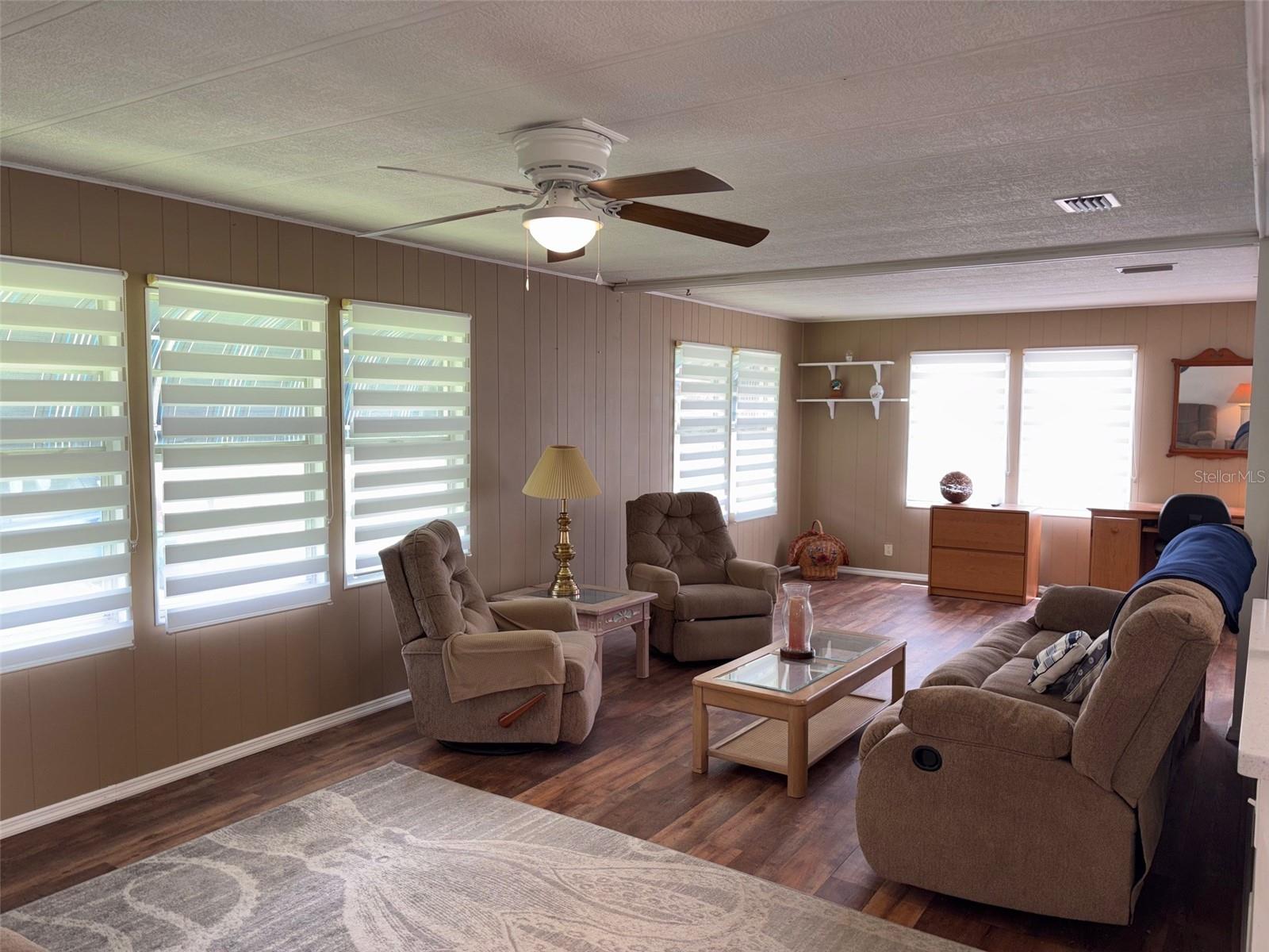 VENICE ISLE - Residential