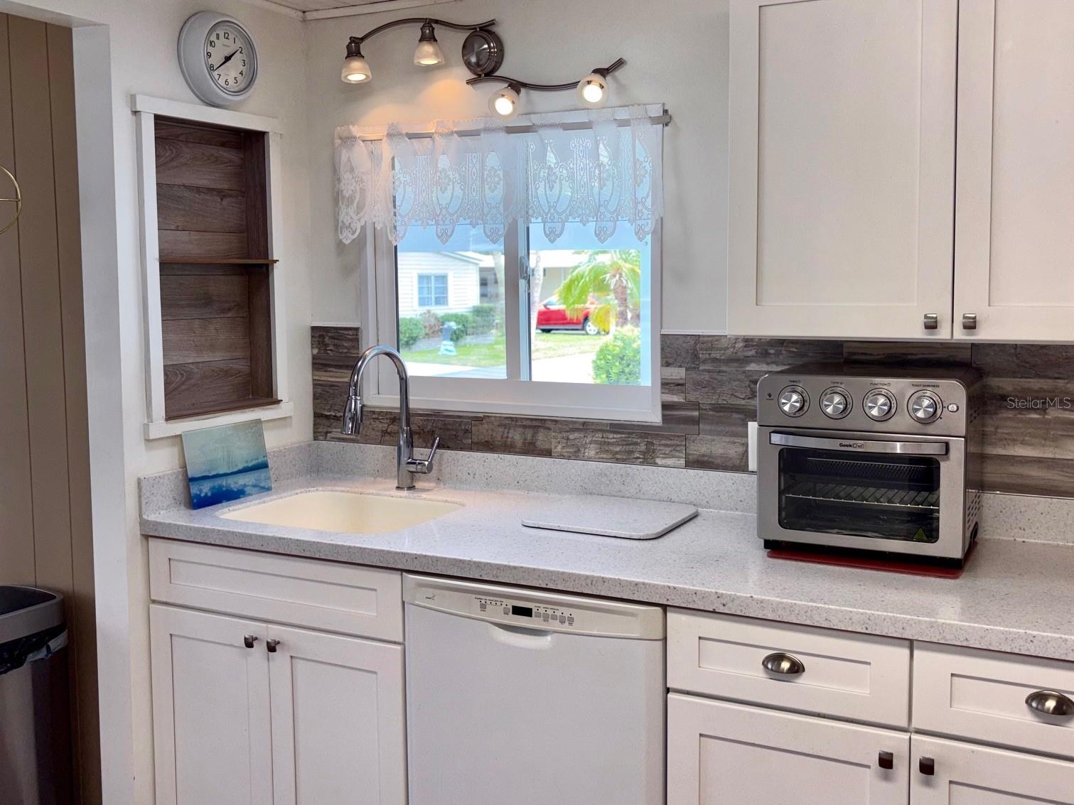 VENICE ISLE - Residential