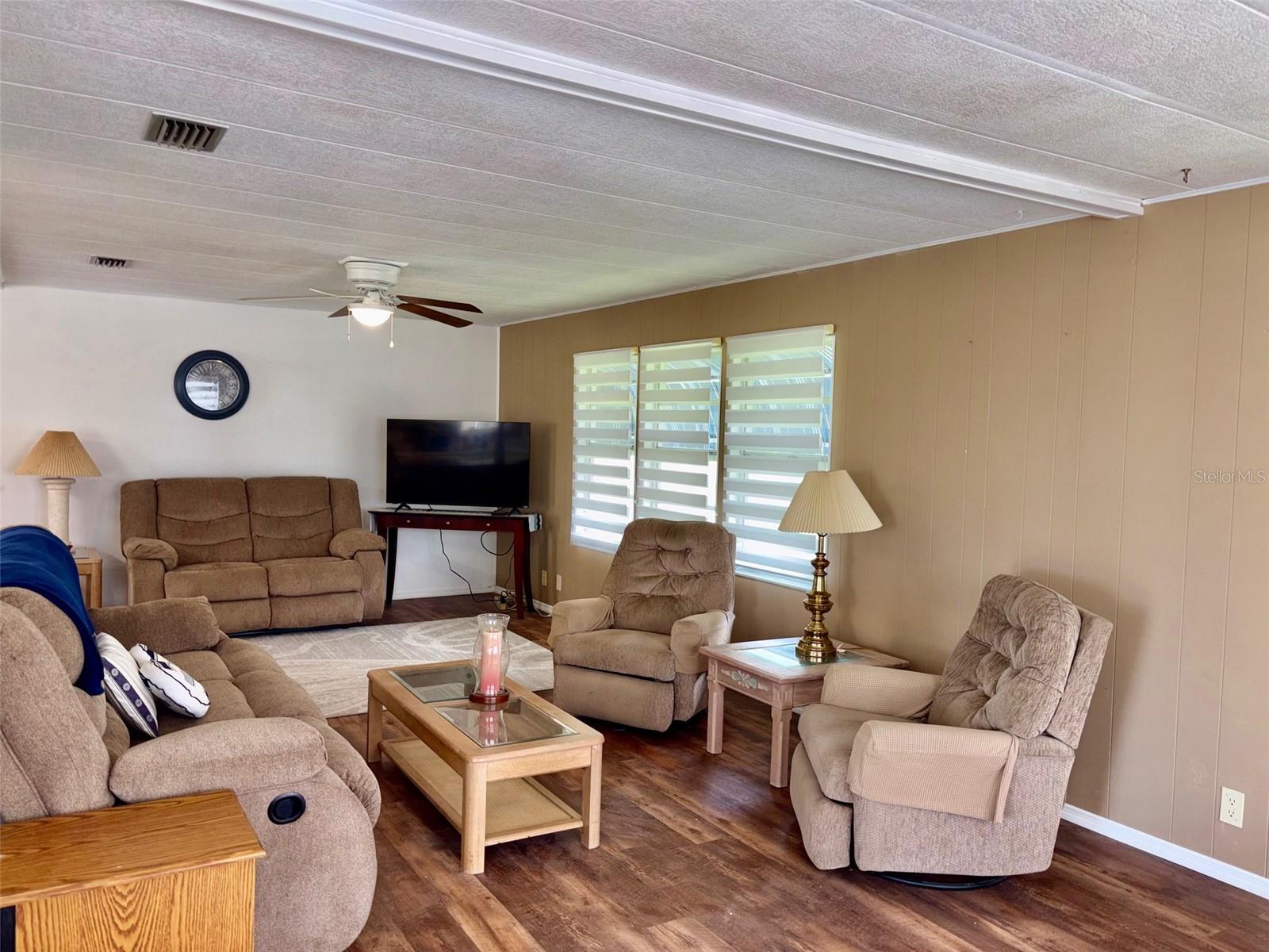 VENICE ISLE - Residential