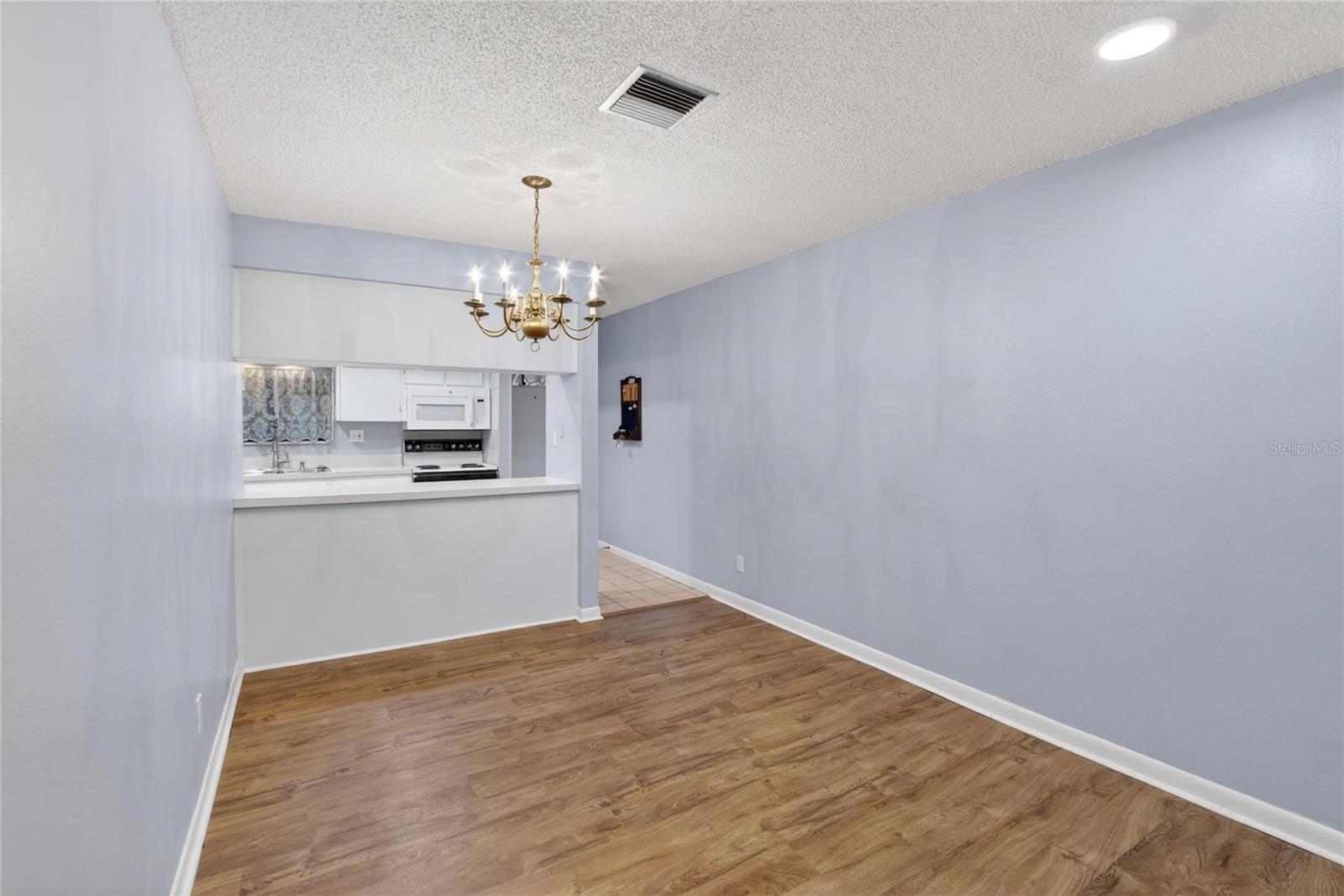 MEADOWOOD CONDO VILLAGE - Residential