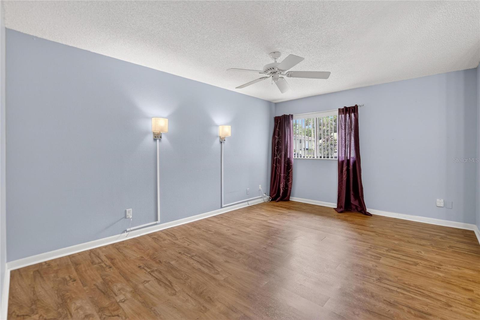 MEADOWOOD CONDO VILLAGE - Residential