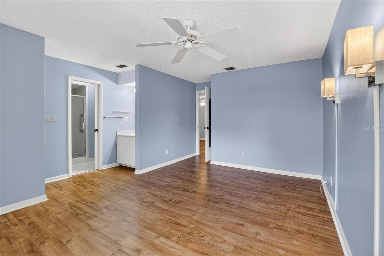 MEADOWOOD CONDO VILLAGE - Residential