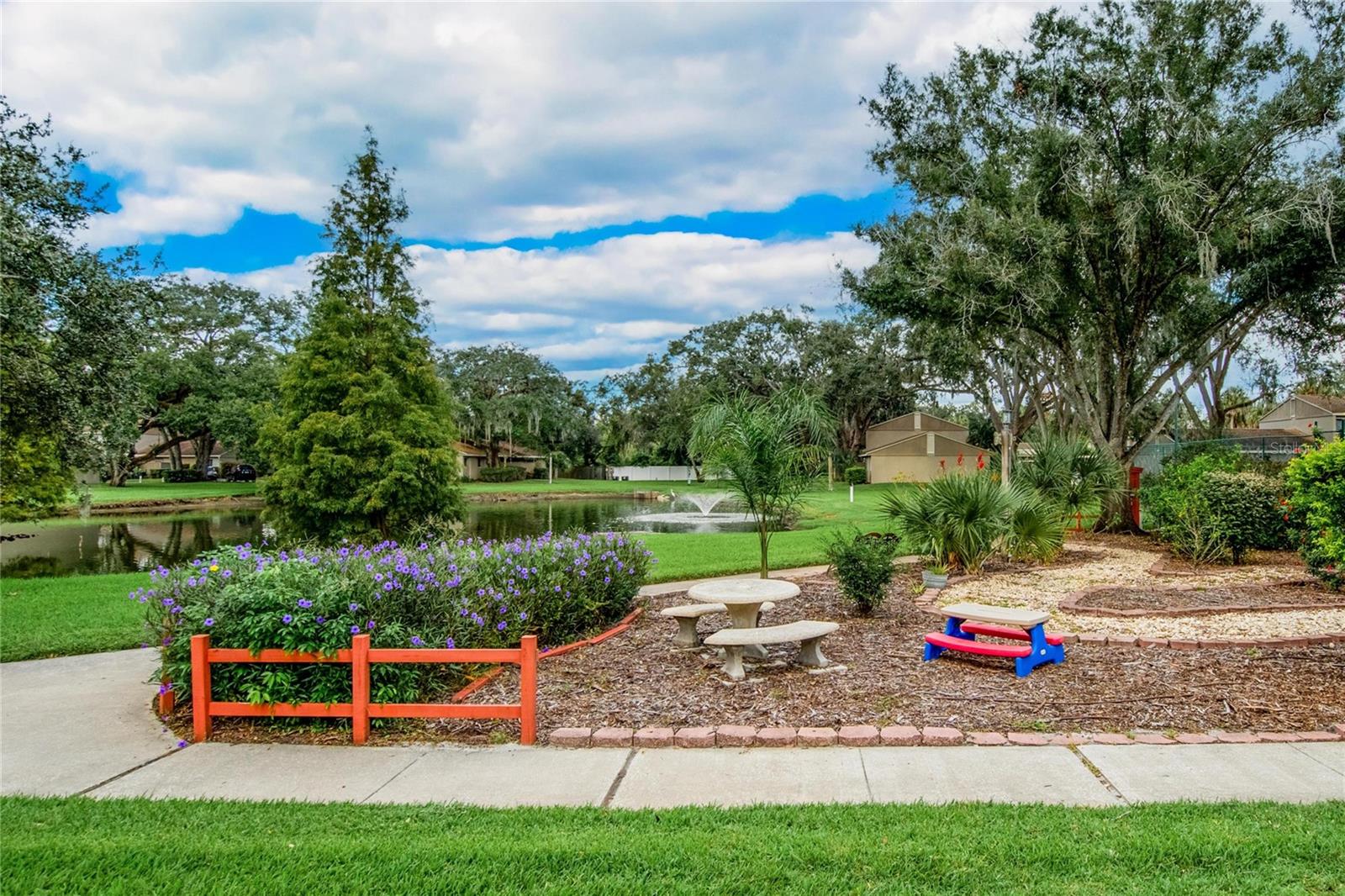 MEADOWOOD CONDO VILLAGE - Residential