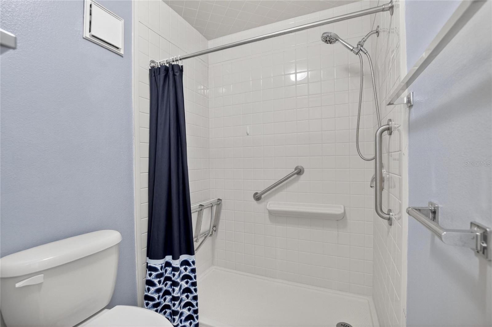 MEADOWOOD CONDO VILLAGE - Residential