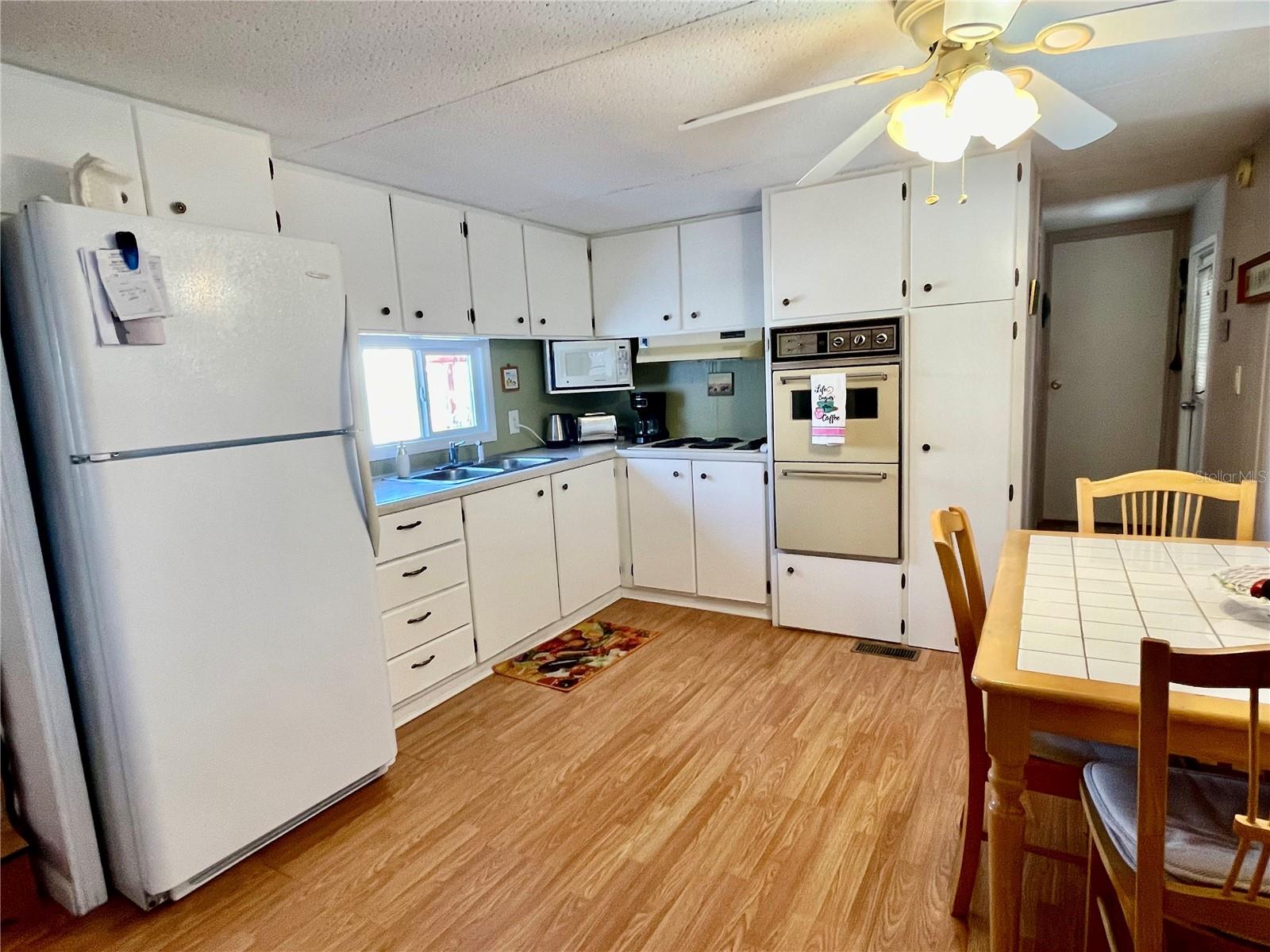 SUNSET PALMS UNREC - Residential