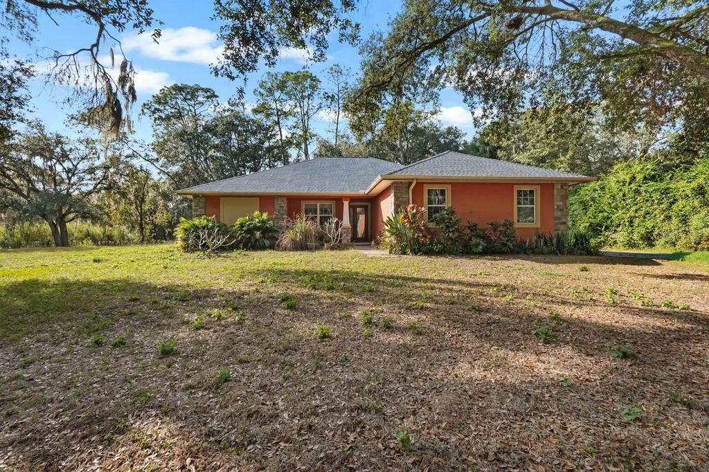 Photo of 4028 Castlewood Rd, Seffner, FL 33584 (MLS # TB8461703)