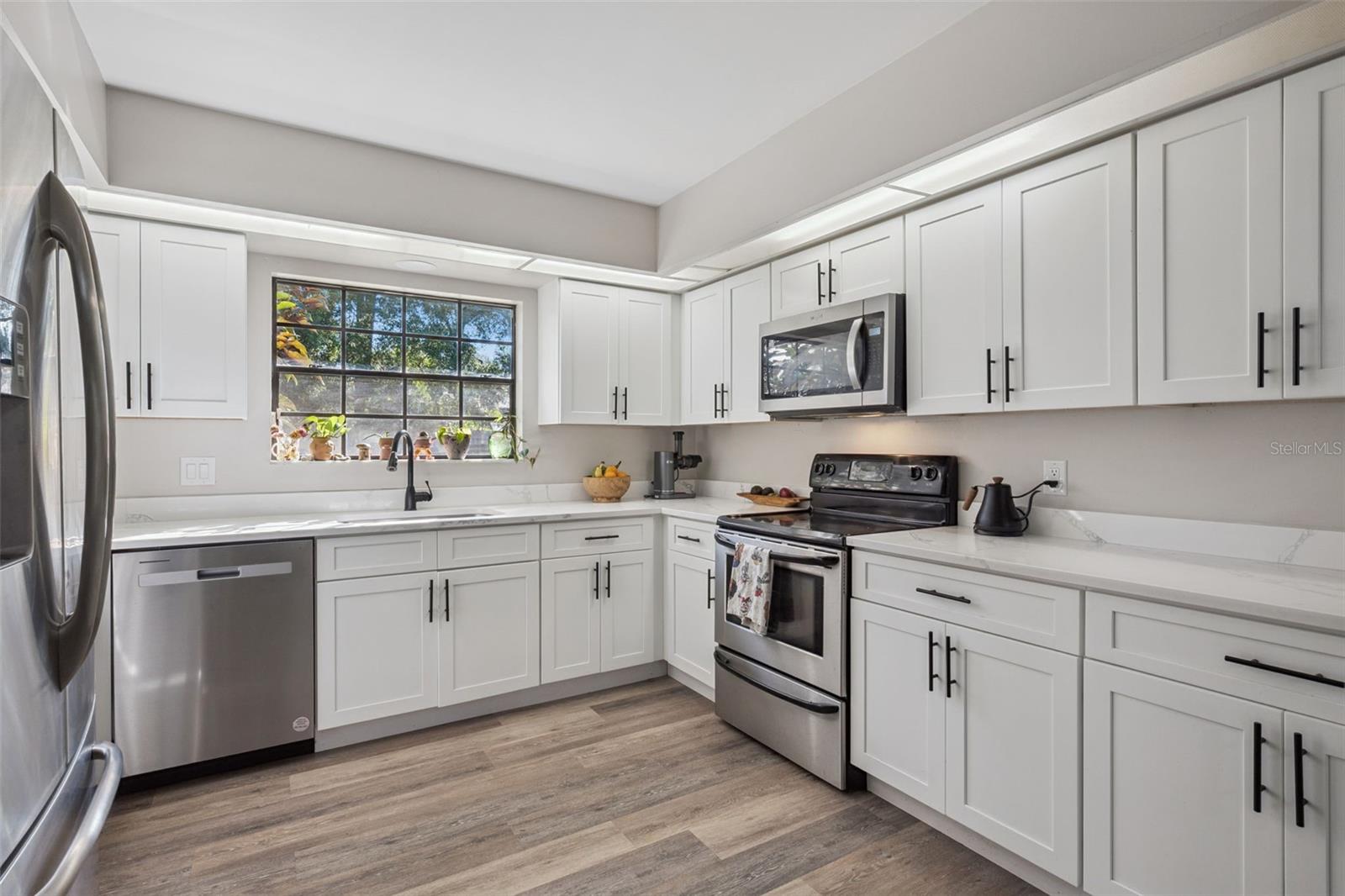 LAKE MENDELIN ESTATES - Residential