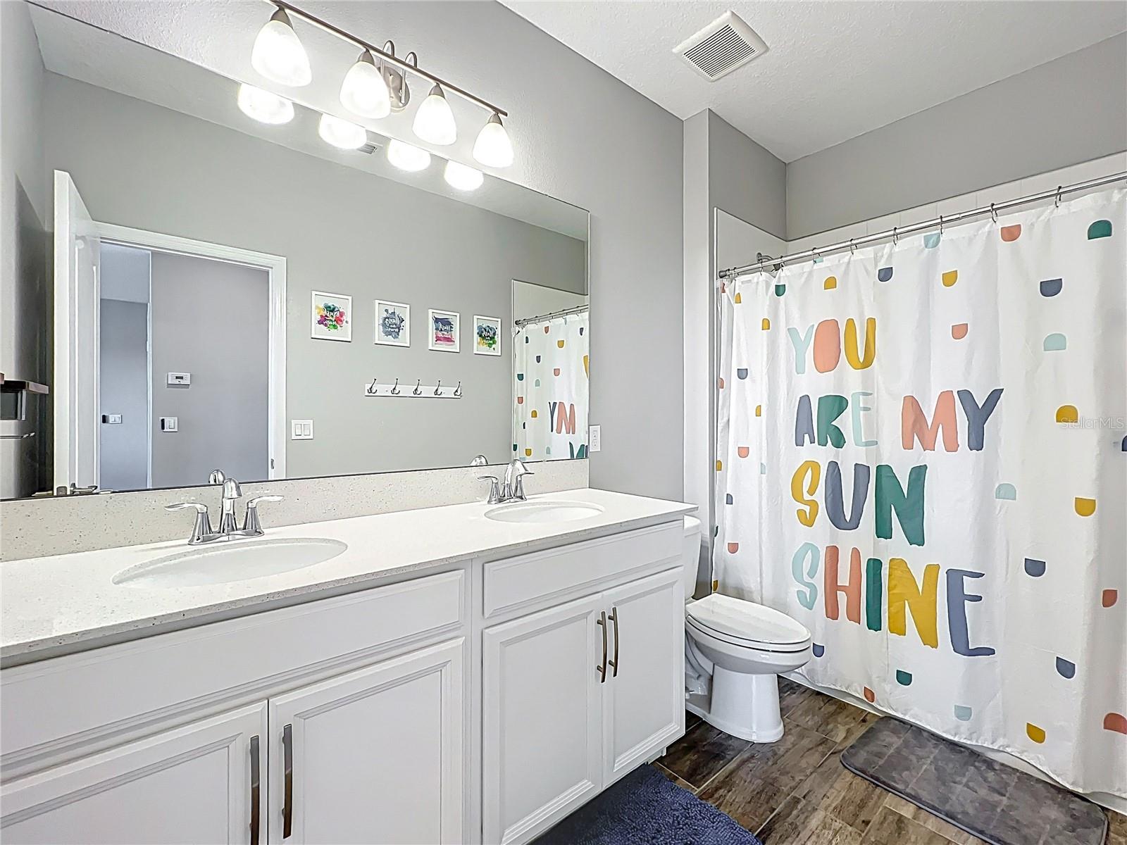 HIDEAWAY COVE AT OVIEDO PH 3 - Residential