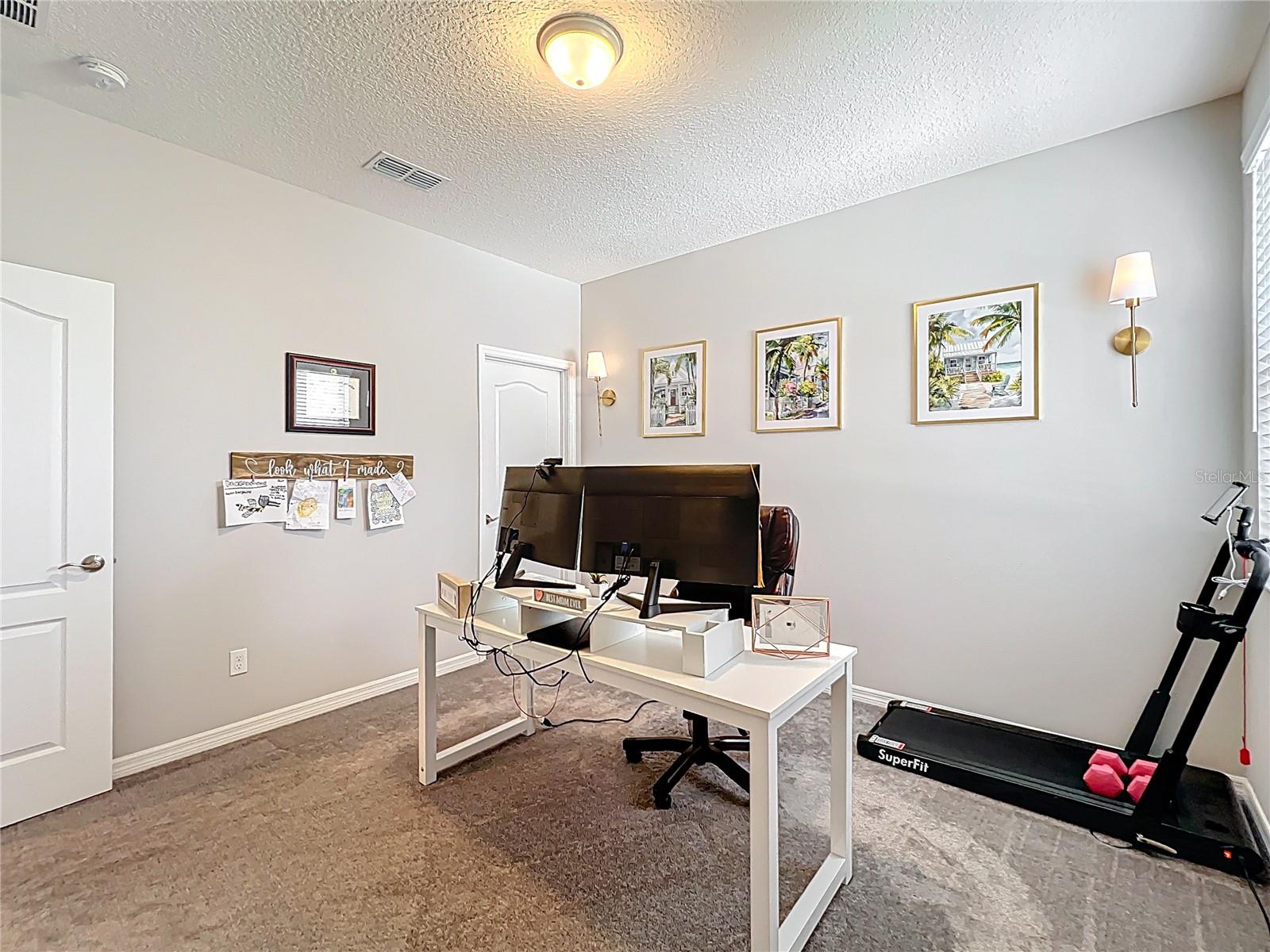 HIDEAWAY COVE AT OVIEDO PH 3 - Residential