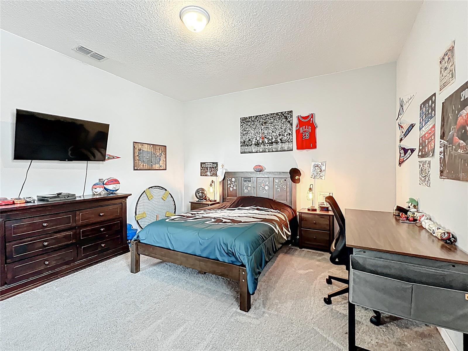 HIDEAWAY COVE AT OVIEDO PH 3 - Residential