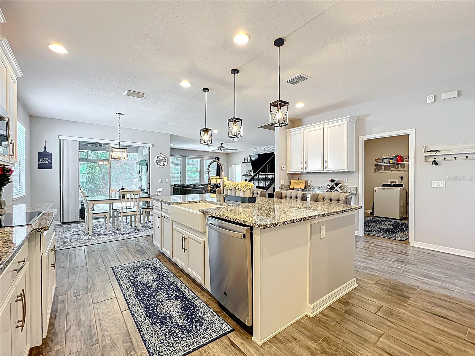 HIDEAWAY COVE AT OVIEDO PH 3 - Residential