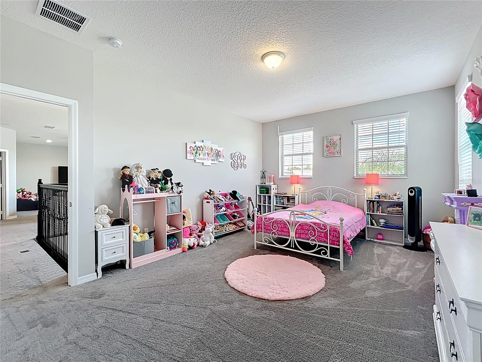 HIDEAWAY COVE AT OVIEDO PH 3 - Residential