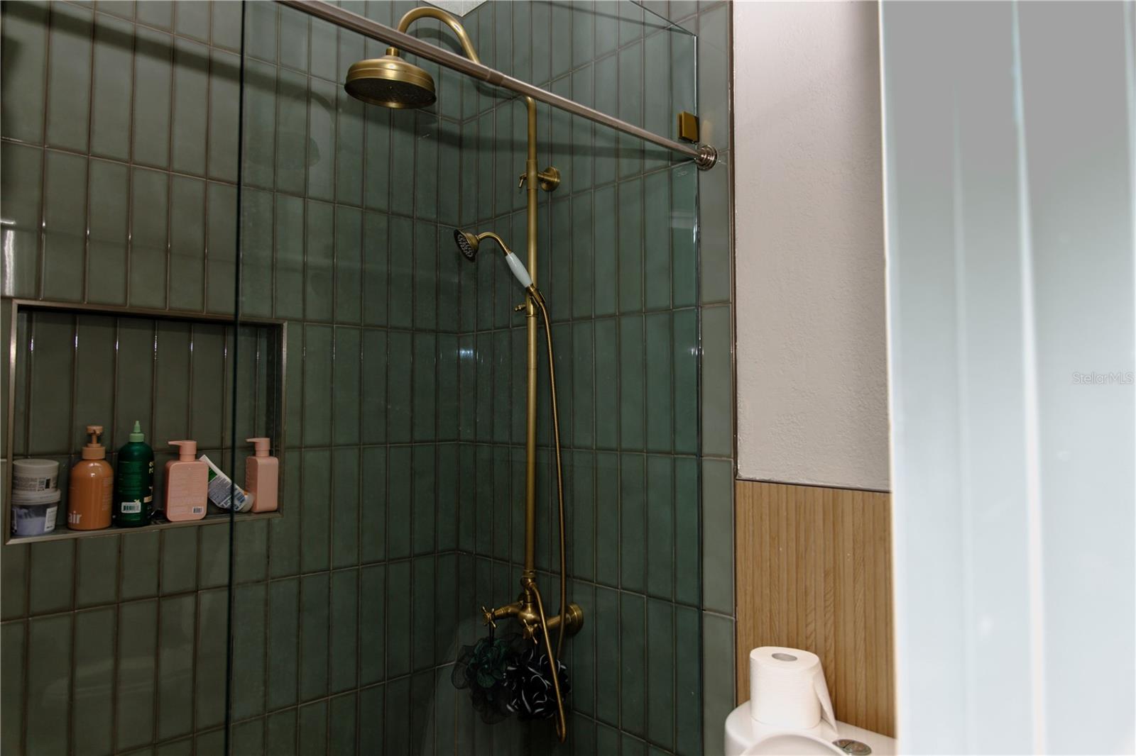 RAMBLEWOOD UNIT 2 - Residential