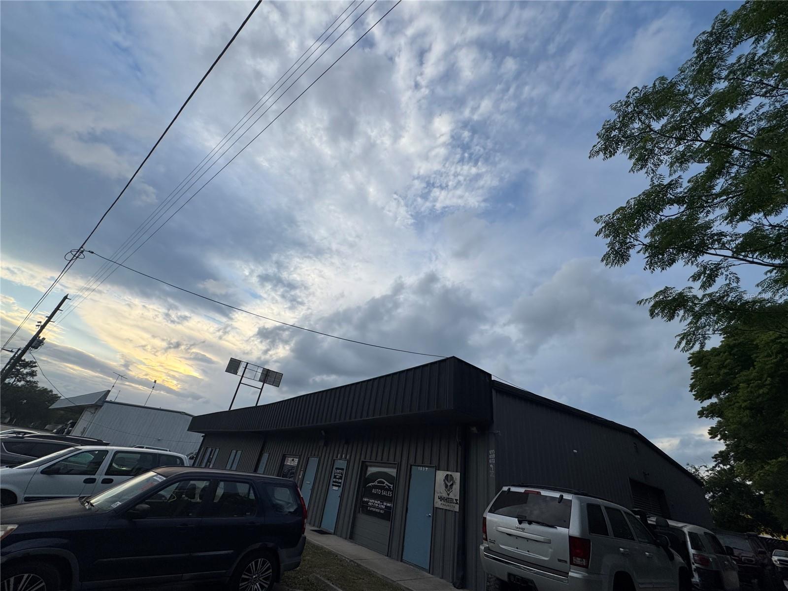541 N US HIGHWAY 17 92