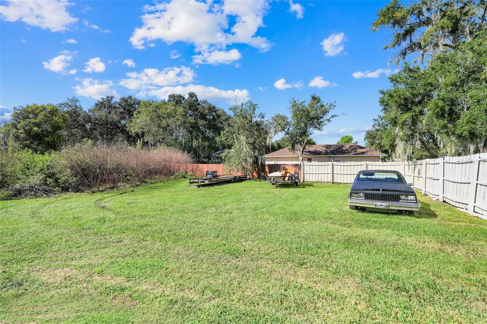GROVELAND GARDEN PARK - Residential