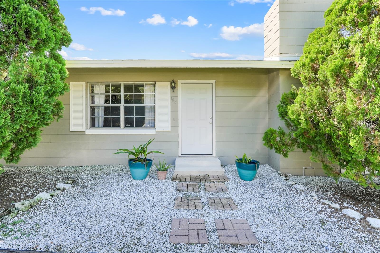 188 GARDEN AVENUE