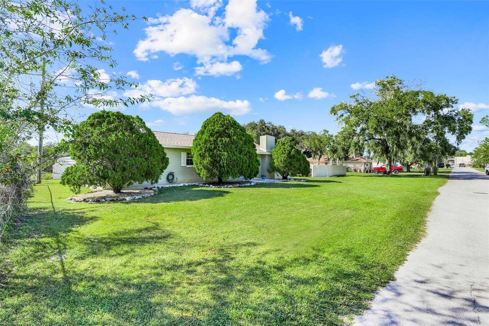 GROVELAND GARDEN PARK - Residential