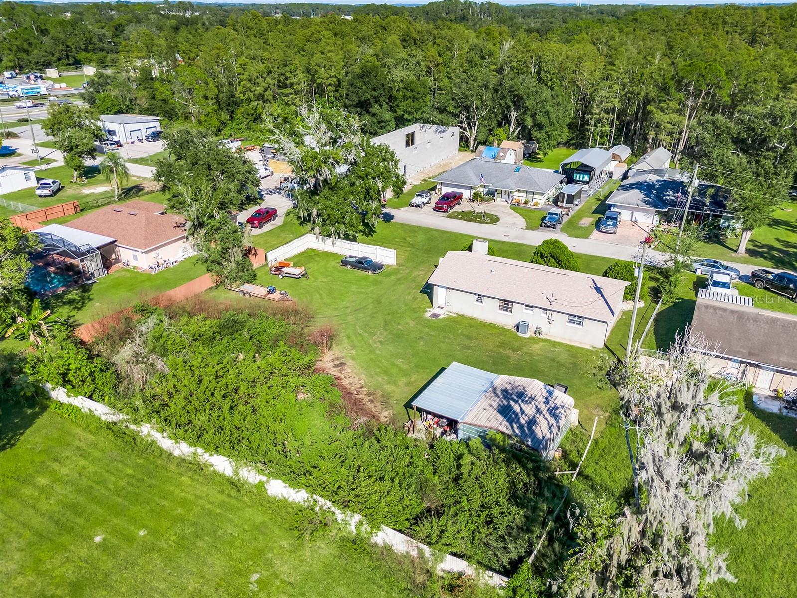 GROVELAND GARDEN PARK - Residential