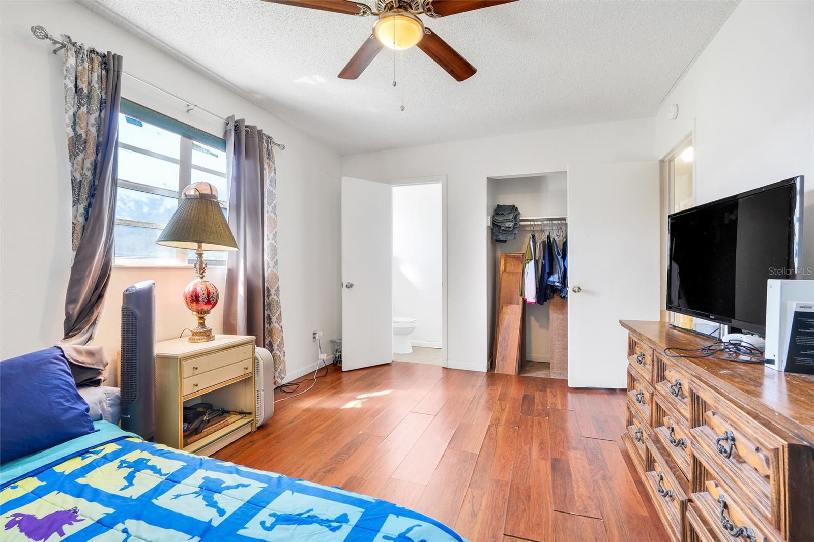GROVELAND GARDEN PARK - Residential