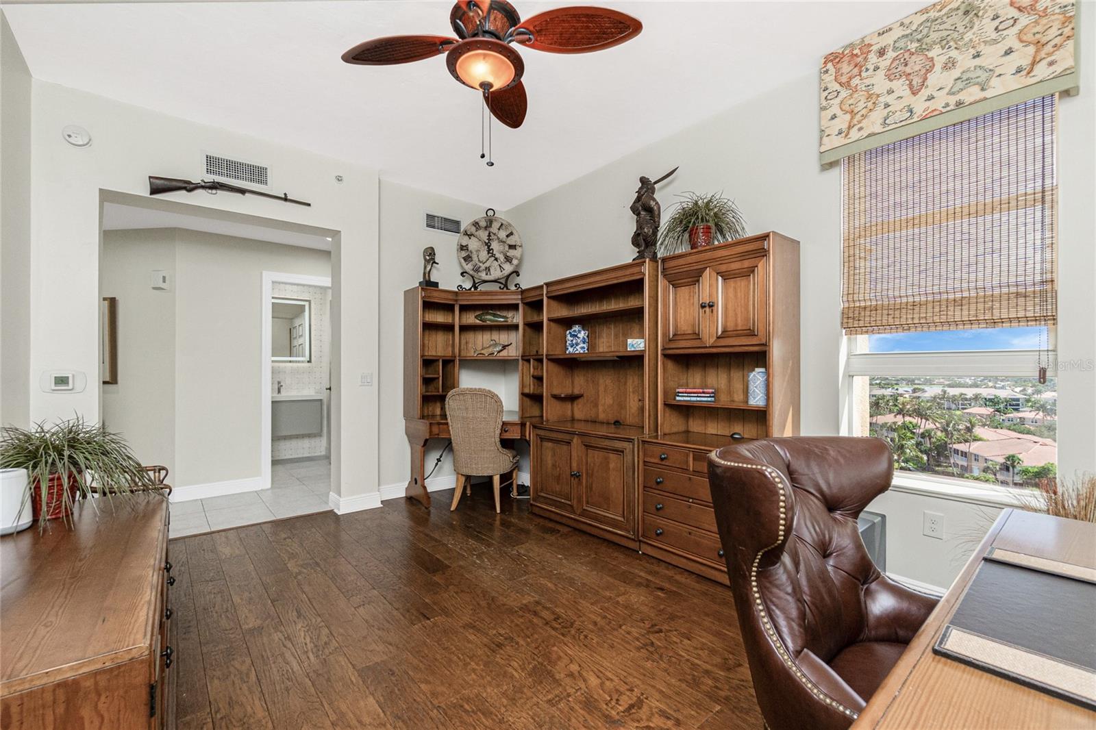 GRANDE ISLE TOWERS I - Residential Lease