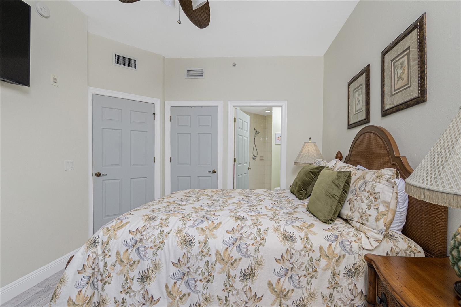 GRANDE ISLE TOWERS I - Residential Lease