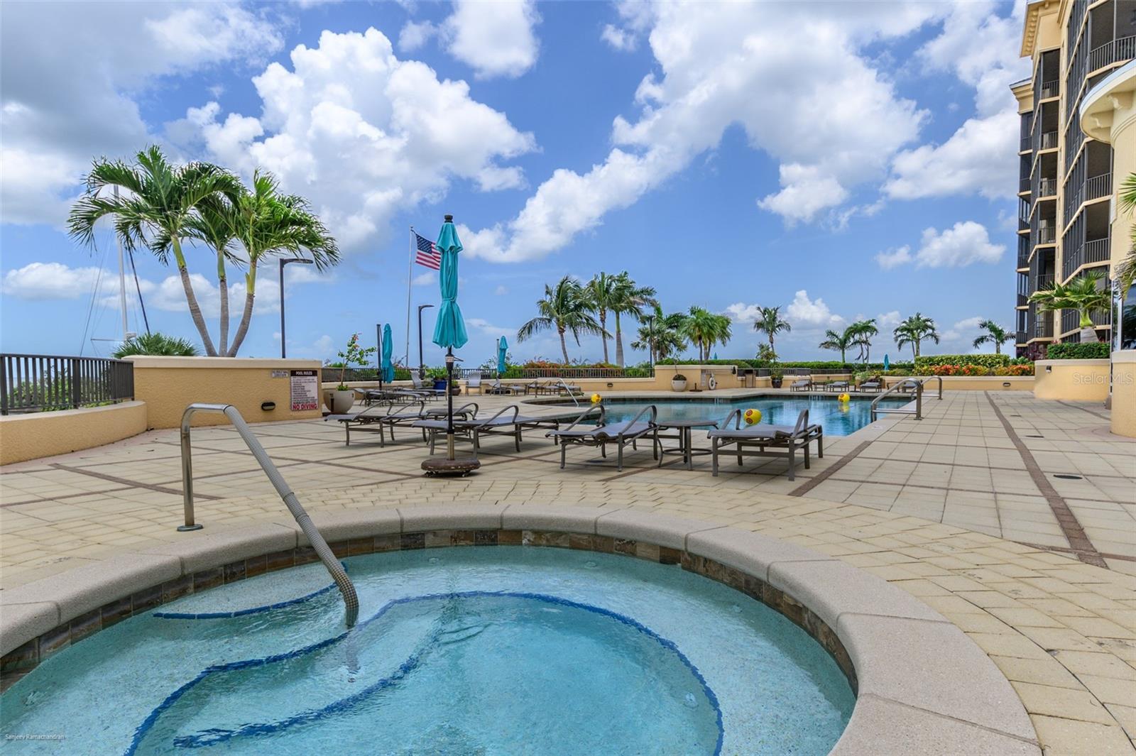 GRANDE ISLE TOWERS I - Residential Lease