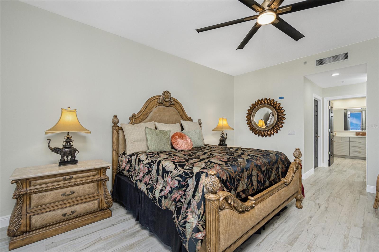 GRANDE ISLE TOWERS I - Residential Lease