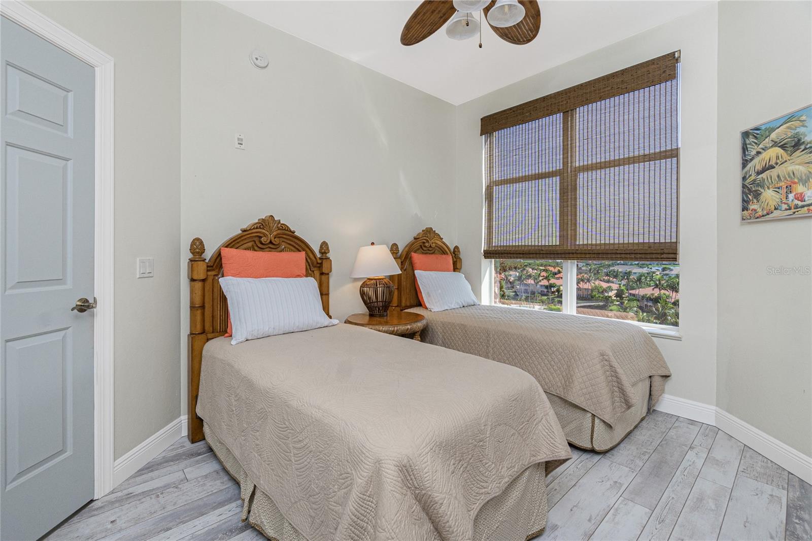 GRANDE ISLE TOWERS I - Residential Lease