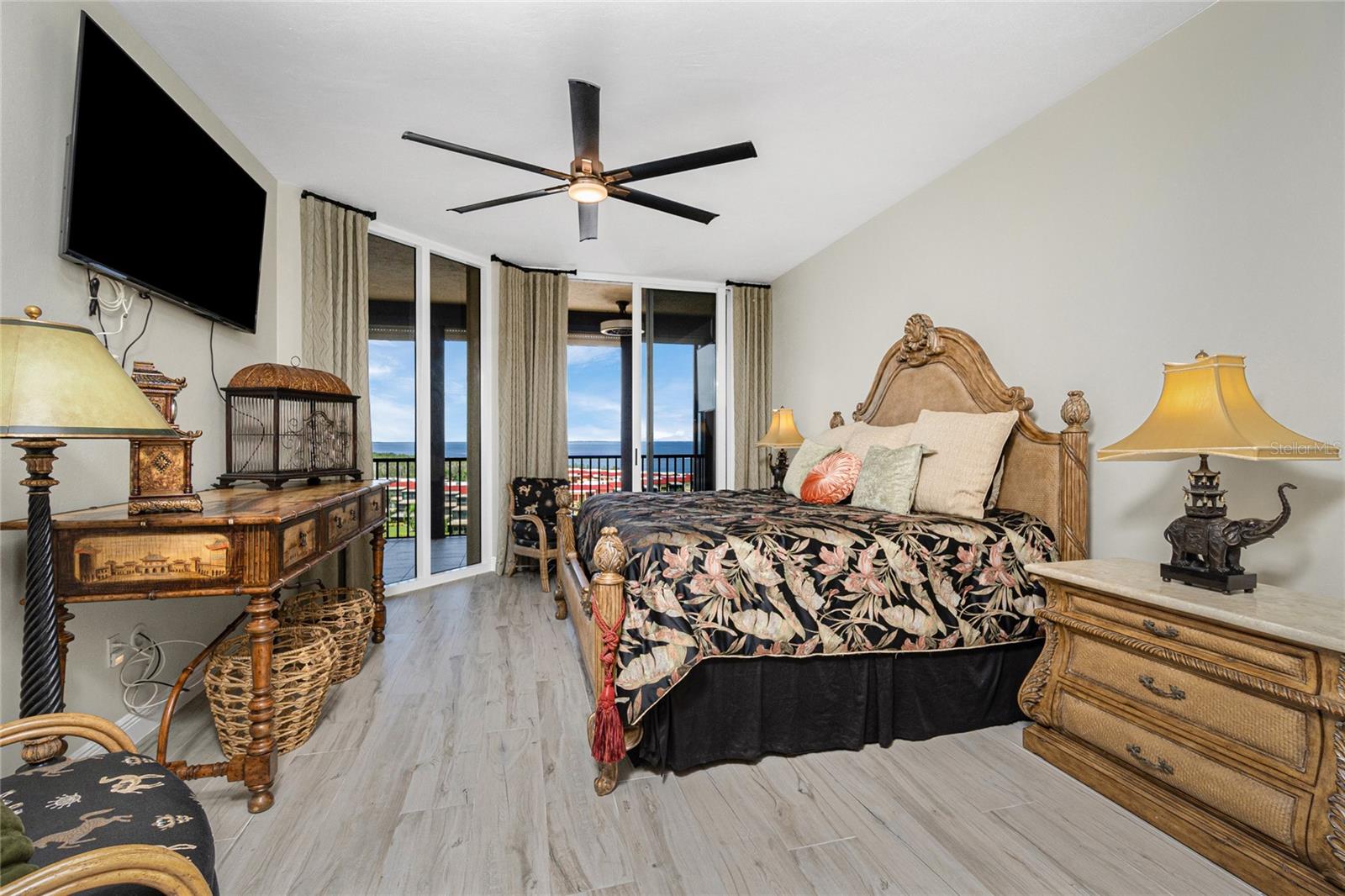 GRANDE ISLE TOWERS I - Residential Lease