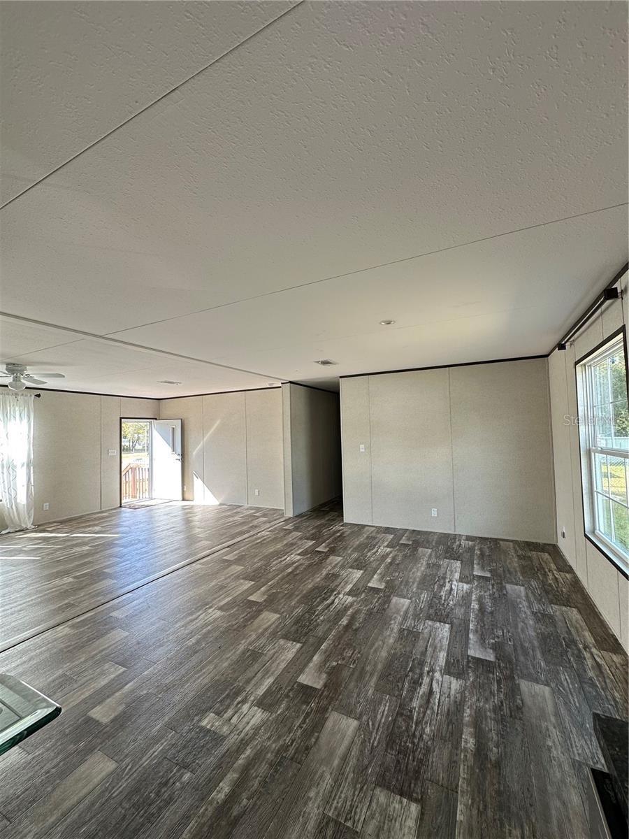 OAKRIDGE HEIGHTS - Residential Lease