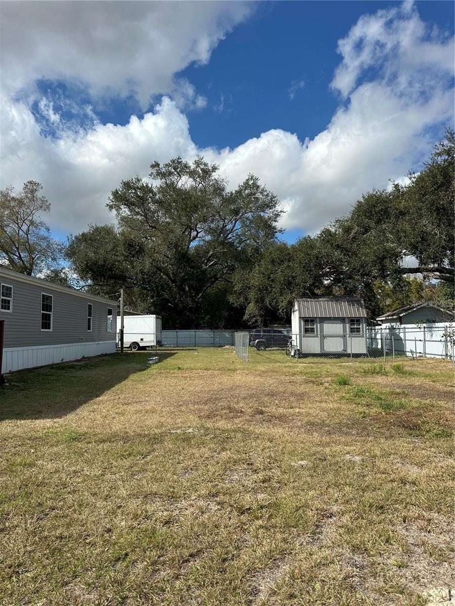 OAKRIDGE HEIGHTS - Residential Lease