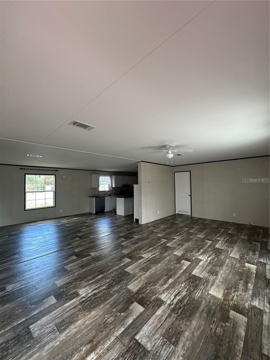 OAKRIDGE HEIGHTS - Residential Lease