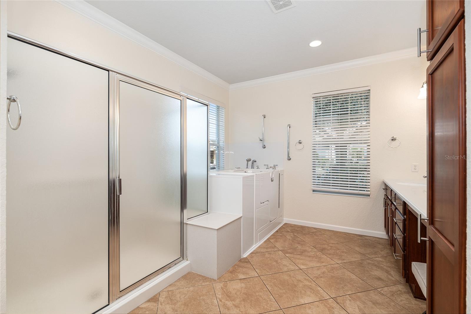 STONE CREEK - Residential