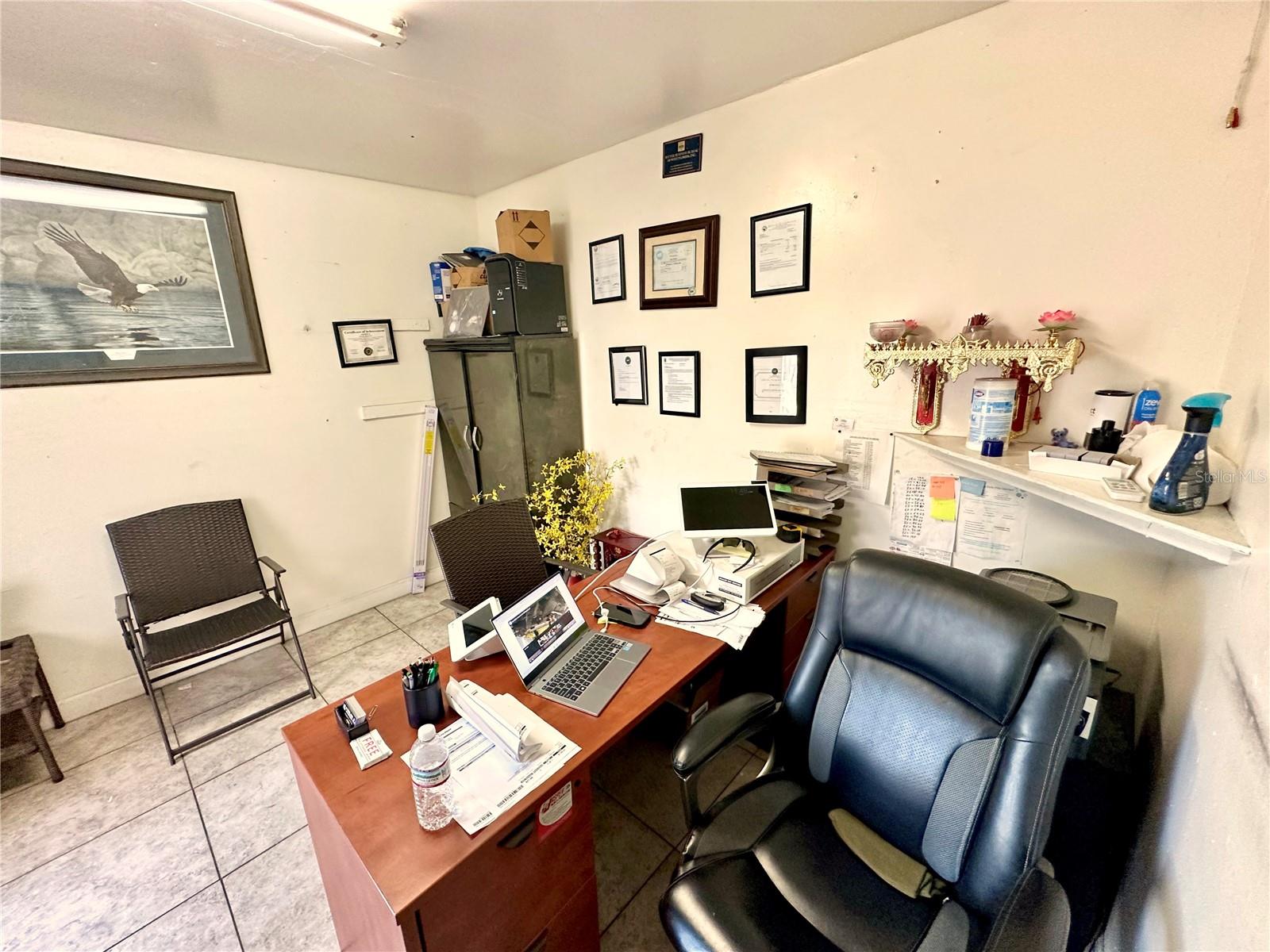 MISSOURI HEIGHTS - Commercial Sale